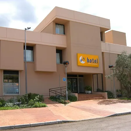Hotel As Porta Catalana La Jonquière